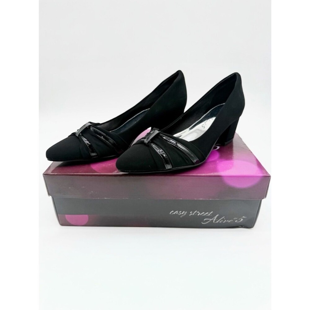 Easy Street Millie Block Heel Dress Pumps Lamy Patent Black 7.5 Narrow NEW